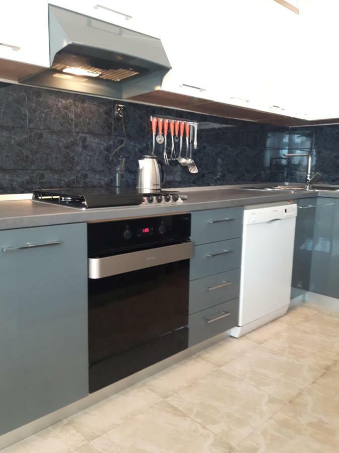 Apartment Trstenik Сплит Экстерьер фото