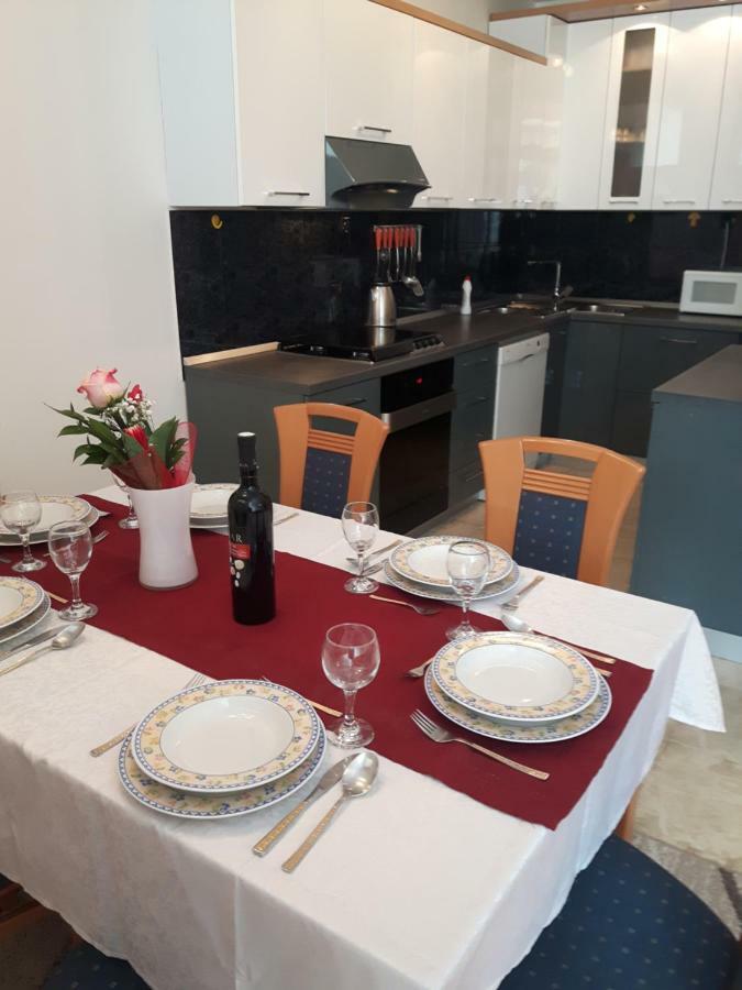 Apartment Trstenik Сплит Экстерьер фото